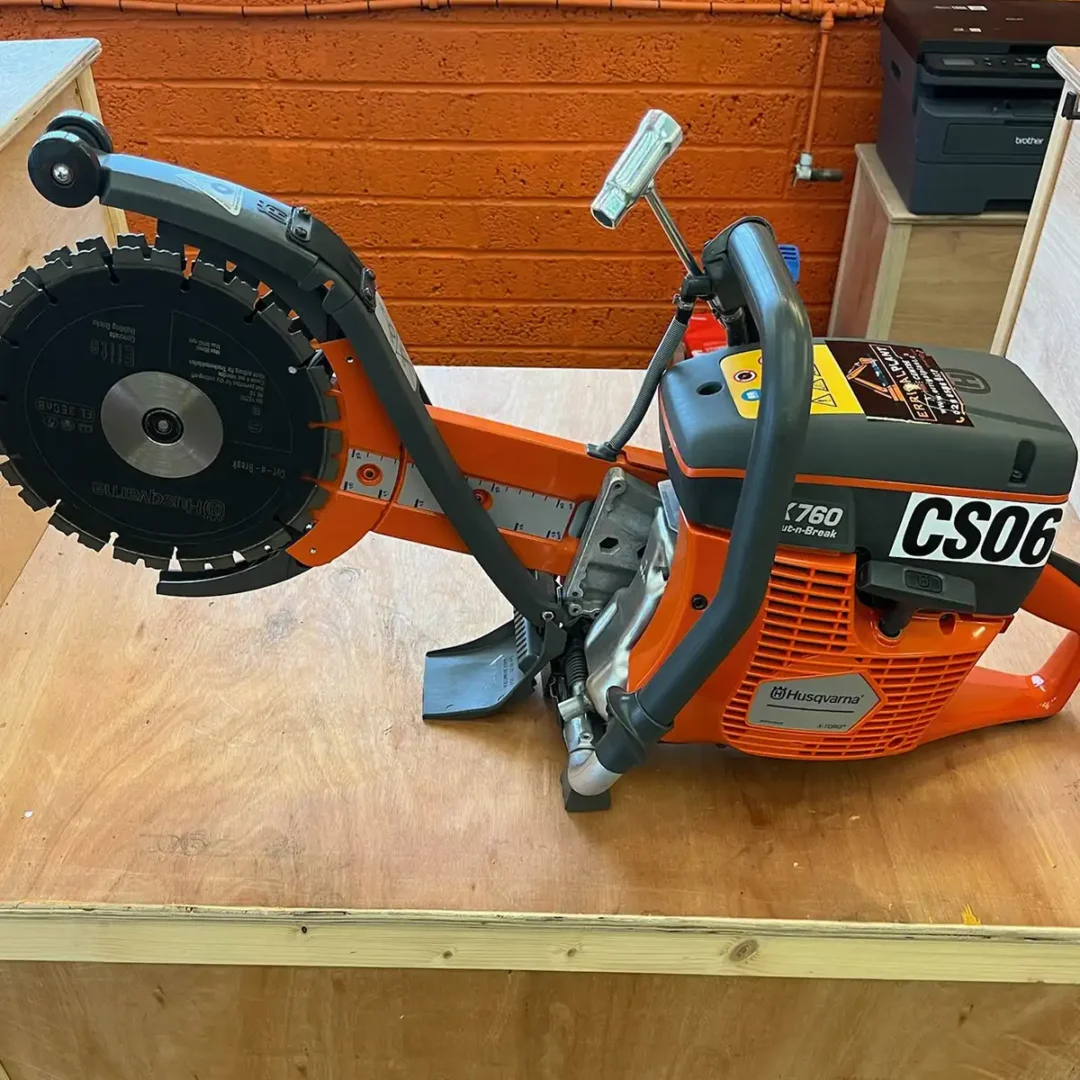 Cut-n-break Saw